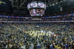 雄鹿队字母哥续约：阵容深度调整与NBA长期战略考量